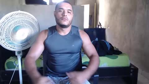 Snapshot of mcgregor_sexhot chatting on 10, 1, 2025 Mcgregor online show from 10, 1, 2025
