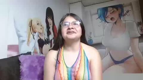 mackenna av online show from 25, 2, 2025