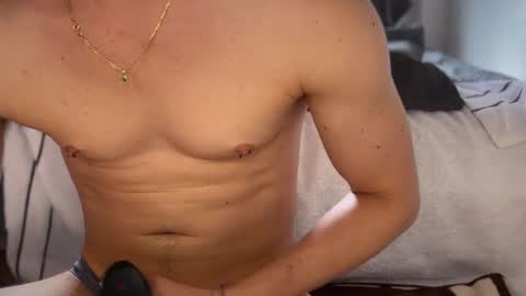 mcklister online show from 10, 4, 2026