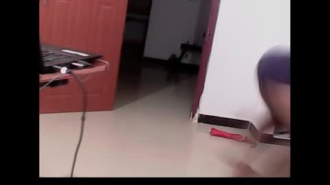 Snapshot of me_hai12 chatting on 7, 12, 2024 me_hai12 online show from 7, 12, 2024