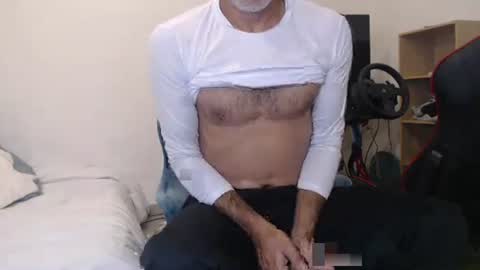 Snapshot of meditmtc chatting on 2, 10, 2025 Meditmtc online show from 2, 10, 2025