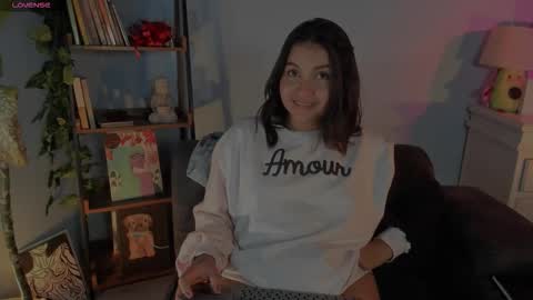 Coral online show from 10, 3, 2026