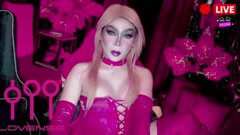 THE QUEEN ALPHA   Queen Medusa Prey online show from 28, 4, 2026