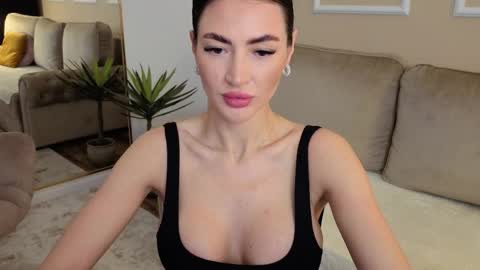 MedussaEyes online show from 9, 4, 2026