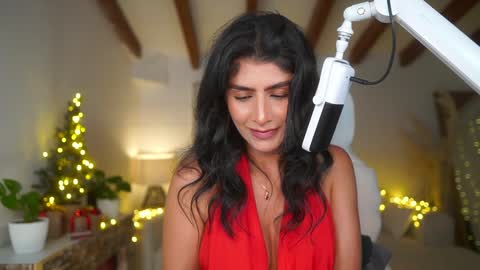 Andrea  online show from 31, 12, 2024