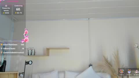 Snapshot of meelanny_ds chatting on 16, 1, 2025 online show from 16, 1, 2025
