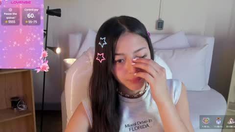 Snapshot of meelanny_ds chatting on 26, 1, 2025 online show from 26, 1, 2025