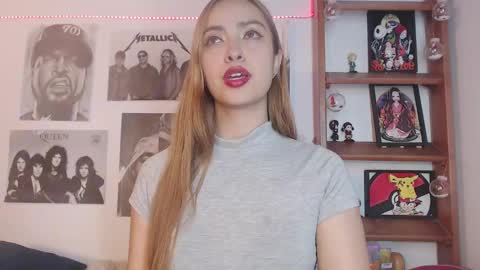Snapshot of meeowlody chatting on 31, 12, 2024 Emily online show from 31, 12, 2024