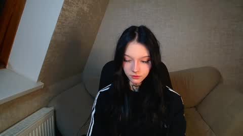 Snapshot of mefwhore chatting on 6, 3, 2025 mefwhOre online show from 6, 3, 2025