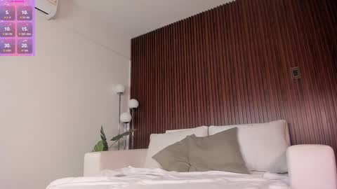 megan online show from 24, 9, 2025