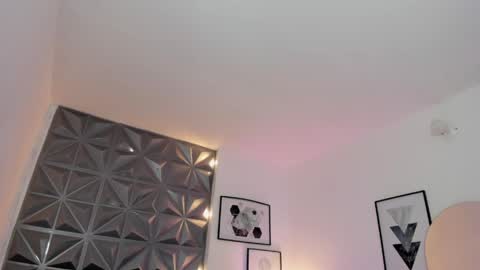 Snapshot of megan__monroe chatting on 20, 5, 2026 megan__monroe online show from 20, 5, 2026