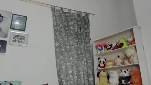 M E G A N online show from 9, 2, 2026