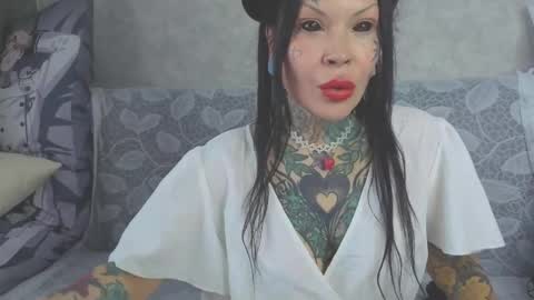 Snapshot of megan_blackmoon chatting on 31, 5, 2026 Helena Tuman online show from 31, 5, 2026