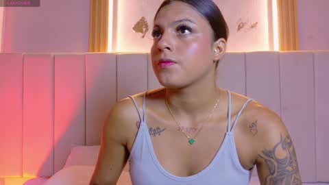 Megan  online show from 23, 4, 2026