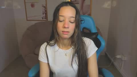 megan_collins_b online show from 20, 9, 2025