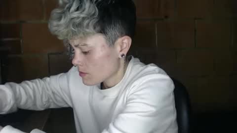 Snapshot of megan_coop3r_ chatting on 5, 5, 2026 Megan and sophi online show from 5, 5, 2026