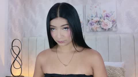 Carolina Paez online show from 9, 4, 2026