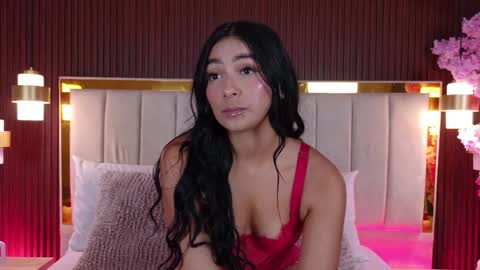 Snapshot of megan_cruzgb chatting on 4, 6, 2026 Carolina Paez online show from 4, 6, 2026