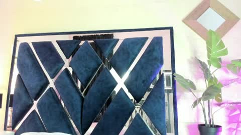 Snapshot of megan_devon chatting on 2, 4, 2026 online show from 2, 4, 2026