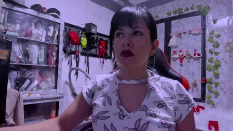 megan grace 20 online show from 16, 12, 2024