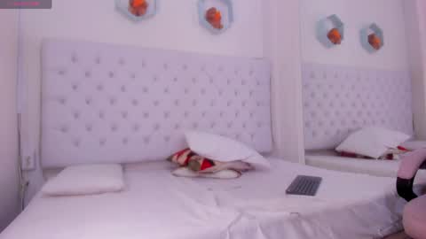 Megan online show from 9, 4, 2026