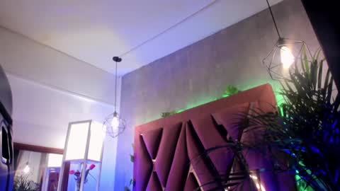    online show from 11, 1, 2025