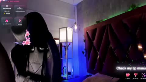    online show from 17, 1, 2025