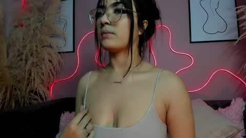     online show from 3, 12, 2024