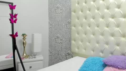 megan_tower online show from 22, 3, 2026