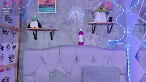 Megan online show from 4, 12, 2025