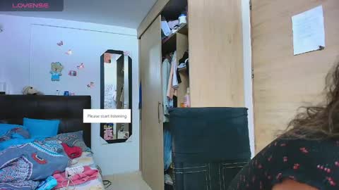 M E G A N   online show from 6, 6, 2026