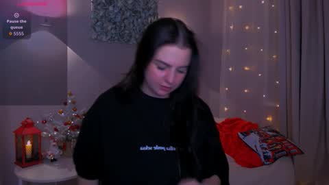 Meganberry online show from 18, 12, 2025