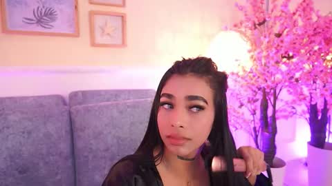 Megan Lowell online show from 3, 3, 2026