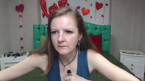 Snapshot of meganpirs chatting on 10, 5, 2026 MeganPirs online show from 10, 5, 2026