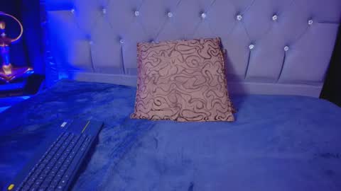 meggan online show from 17, 10, 2025