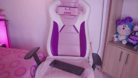 Meggie 1J online show from 13, 11, 2025