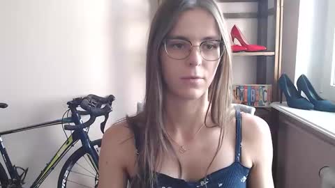 Megi online show from 11, 4, 2026