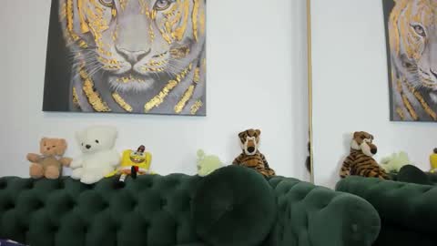 megpalmer online show from 12, 11, 2025