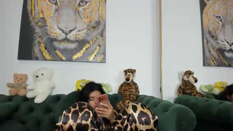 megpalmer online show from 26, 11, 2025