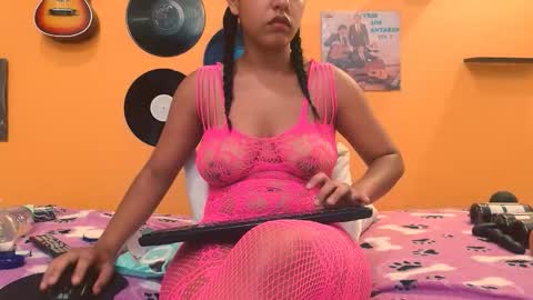 MEIS online show from 2, 11, 2025