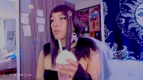 Melissa  -  -  Please help me to reach 100 thumbs up online show from 13, 10, 2025