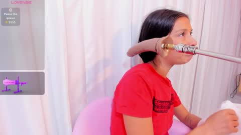 Snapshot of mel_evanss chatting on 25, 4, 2026 Meli online show from 25, 4, 2026
