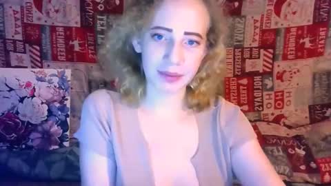 Mel Mellie online show from 5, 3, 2025