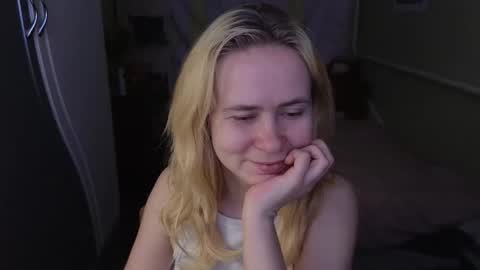 Mila online show from 11, 3, 2026