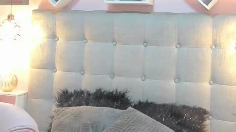 Melanie  online show from 15, 9, 2025