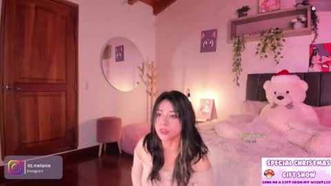 Snapshot of melanie_owo chatting on 5, 12, 2024 Melanie online show from 5, 12, 2024