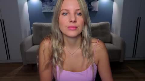 Melanie Bennett online show from 28, 11, 2025