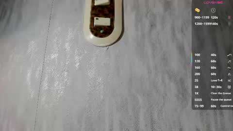 Snapshot of melanierioss_ chatting on 24, 7, 2026 online show from 24, 7, 2026