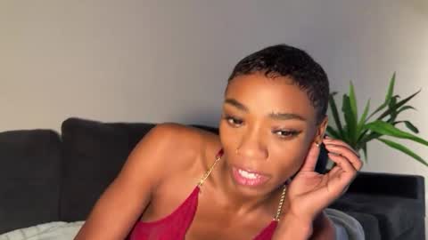 Snapshot of melaninmelanix chatting on 6, 2, 2026 melaninmelanix online show from 6, 2, 2026