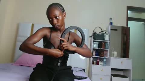 Snapshot of melaninqueen02 chatting on 8, 6, 2026 ann online show from 8, 6, 2026